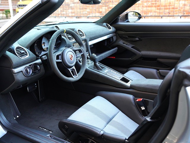 2025 Porsche 718 Spyder RS PDK Weissach PKG