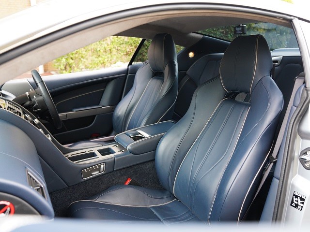 2014 Aston Martin DB9 Touchtronic 2 carbon ceramic brakes
