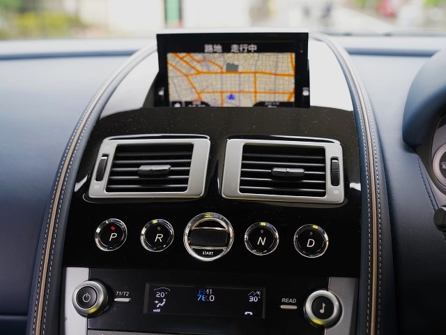 2014 Aston Martin DB9 Touchtronic 2 carbon ceramic brakes