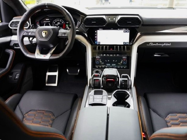 2024 Lamborghini Urus S 4WD