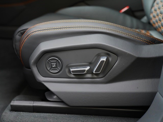 2024 Lamborghini Urus S 4WD