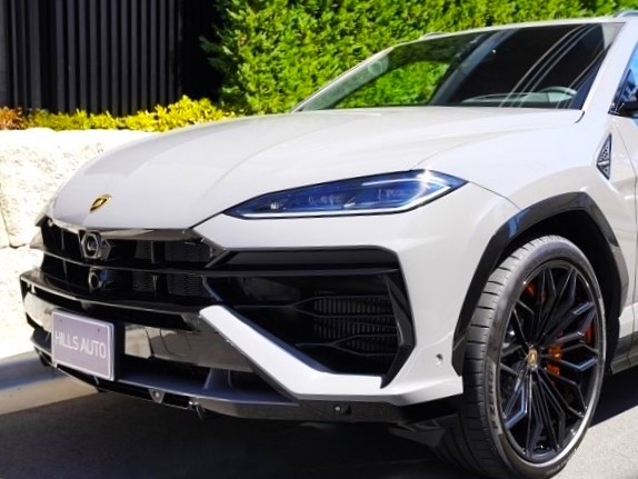 2025 Lamborghini Urus SE 4.0  4WD 