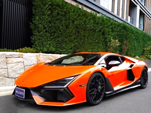 2024 Lamborghini Revuelto 6.5 V12 HPEV 4WD  