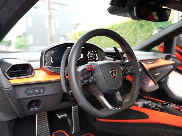 2024 Lamborghini Revuelto 6.5 V12 HPEV 4WD 
