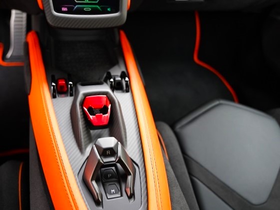 2024 Lamborghini Revuelto 6.5 V12 HPEV 4WD 