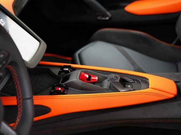2024 Lamborghini Revuelto 6.5 V12 HPEV 4WD 
