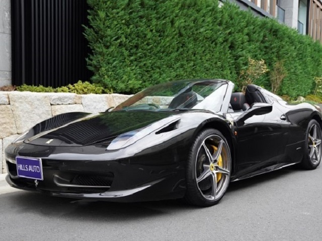 2013 Ferrari 458 Spider  F1 DCT  Daytona Seat