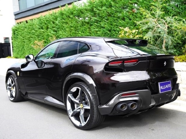 2025 Ferrari Prosangue 6.5 V12  F1 DCT 4WD 
