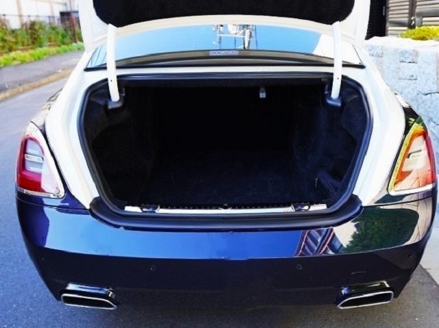 2023 Rolls-Royce Ghost Extended 4WD Rear Enter Starlight