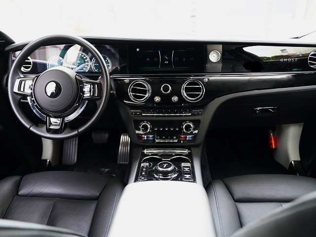 2023 Rolls-Royce Ghost Extended 4WD Rear Enter Starlight