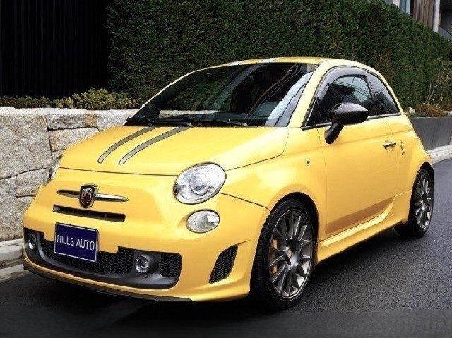 2011 ABARTH 695  Tributo Ferrari 