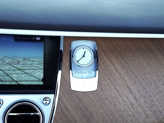2018 Rolls-Royce Dawn 6.6 Bespoke Interior